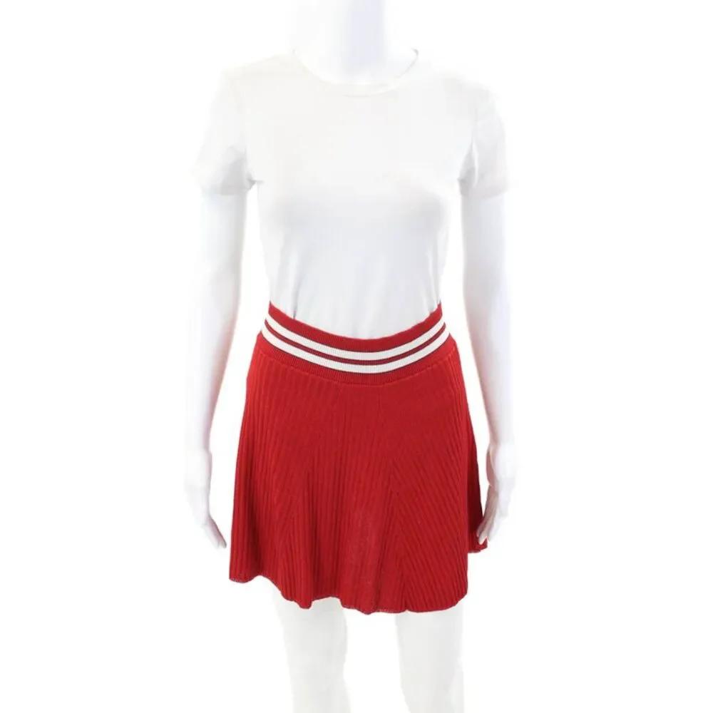 Nervure Women's Elastic Waist Pull-On Unlined Flare Mini Skirt Red Size M